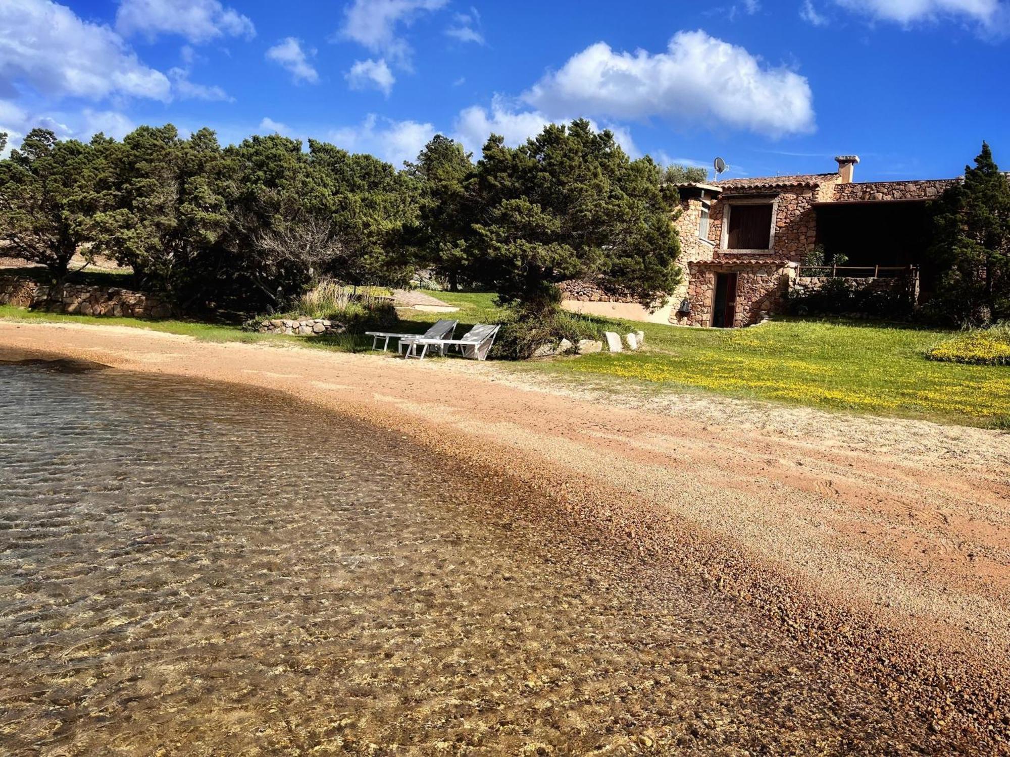House On The Beach - Porto Rotondo Eksteriør bilde